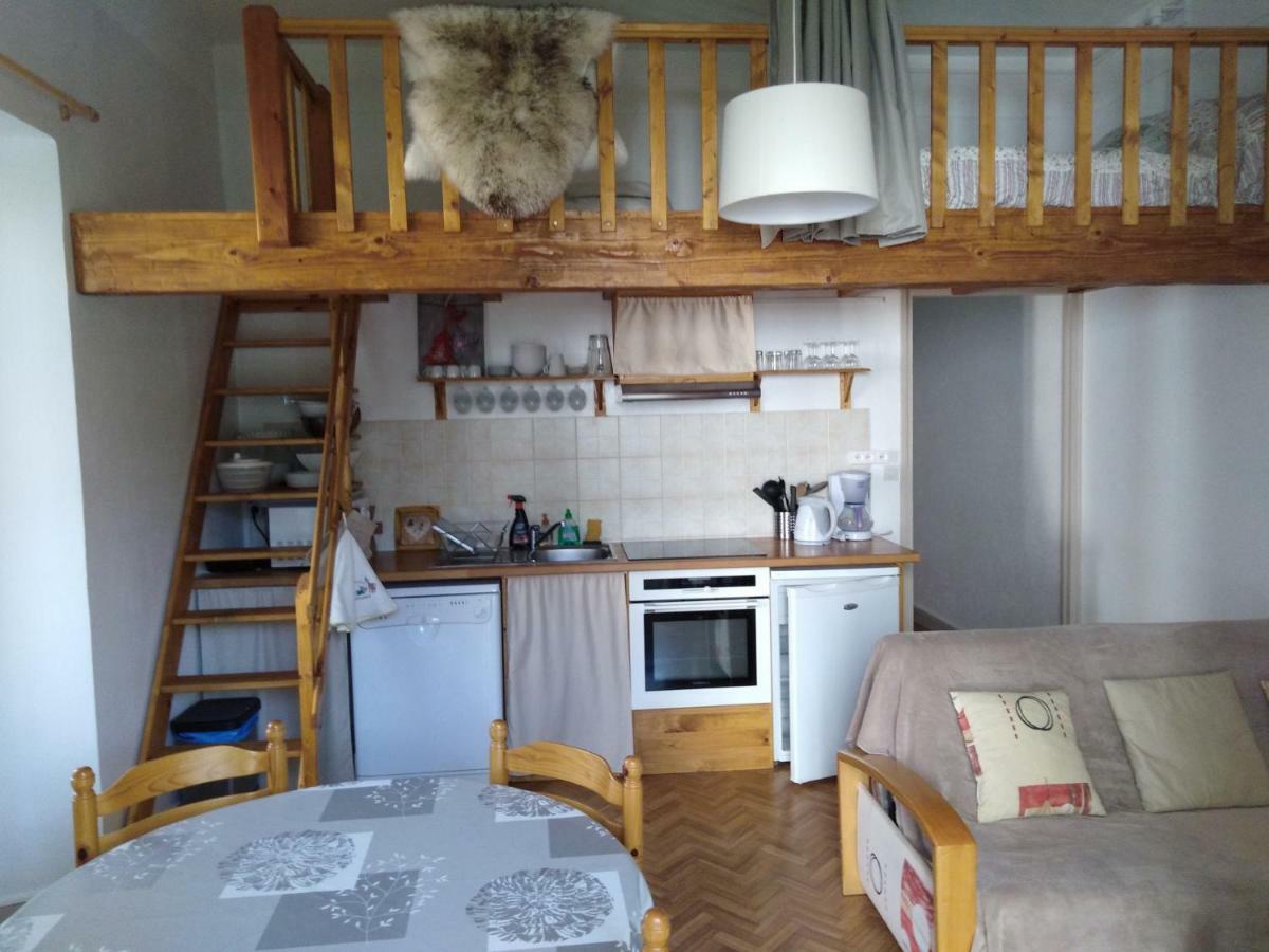 Le Pardeilhan Appt Chaleureux, Lumineux Avec Terrasse Et Parking En Coeur De Ville Bagneres-de-Luchon Ngoại thất bức ảnh